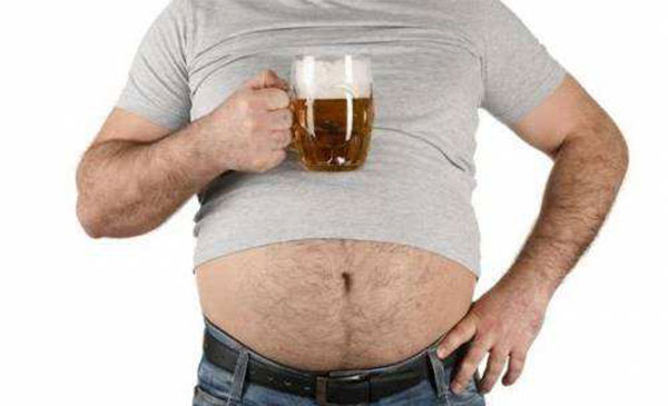 啤酒肚真是喝啤酒造成的吗 如何减掉啤酒肚